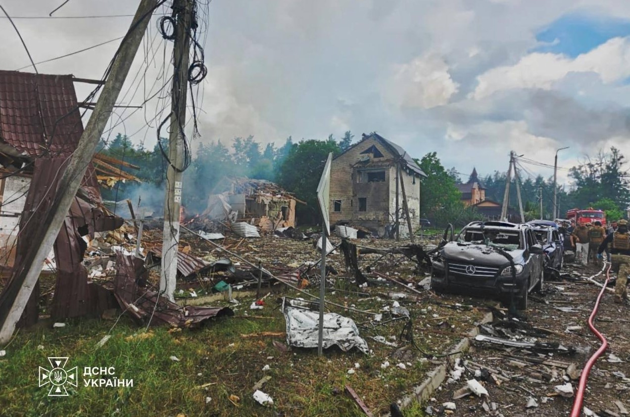 Внаслідок ракетного удару по Київщині загинула дружина керівника Центру «Spravdi» Внаслідок ракетного удару по Київщині загинула дружина керівника Центру «Spravdi»